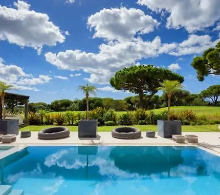 וילה Sleeps 14 Pool Air Con Wifi ואלה דה לובו