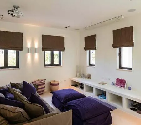 Sleeps 14 Pool Air Con Wifi ואלה דה לובו