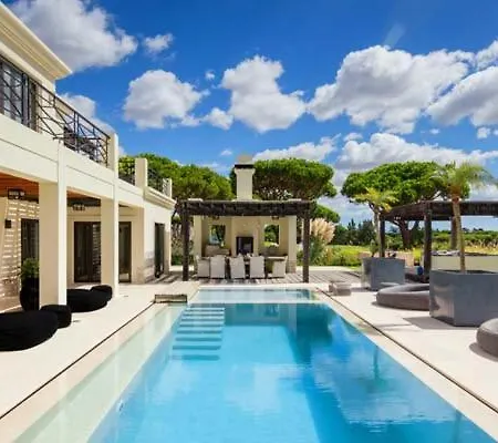 וילה Sleeps 14 Pool Air Con Wifi *