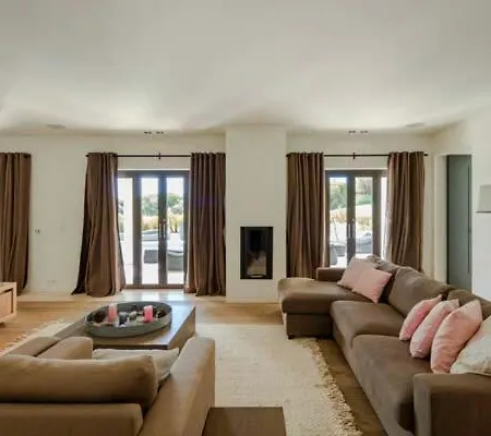 Sleeps 14 Pool Air Con Wifi Vale do Lobo